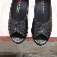یک جفت کفش طبی زنانه نو