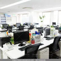 استخدام نیروی پاسخگوی تلفنی خانم