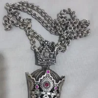 زنجیر پلاک تاج نقره