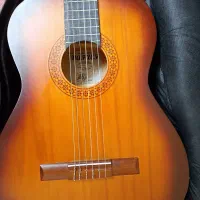 فروش گیتار در حد نو