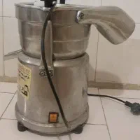 آبمیوه گیری صنعتی