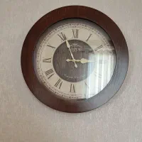 ساعت دیواری چوبی