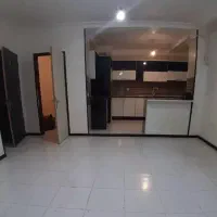 به یک نفر هم خونه نیازمندم