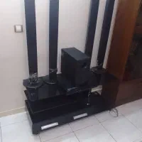 دستگاه سینمای خانگی با میز شیشه ای زیر تلویزیونر|سیستم صوتی خانگی|تهران, شهرک شهرداری|دیوار