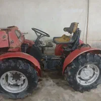 تراکتور گلدونی ۹۵۰