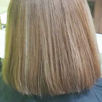 ارائه انواع خدمات زیبایی|خدمات آرایشگری و زیبایی|ساری, |دیوار