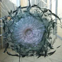 شیشه سکوریت و لمینت و دوجداره و upvc و آلومینیوم|خدمات پیشه و مهارت|اراک, |دیوار