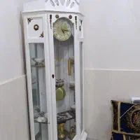 بوفه ساعت دار