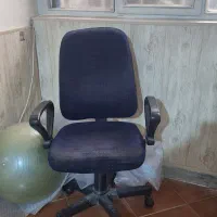 صندلی چرخدار اداری