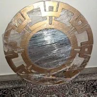 ایینه دیواری