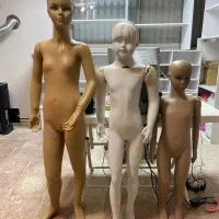 مانکن بچگانه