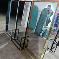 آینه ایستاده قابدار فلزی و چوبی