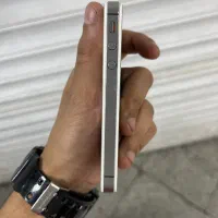 ایفون 4s|موبایل|تهران, جمهوری|دیوار