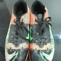 کفش ورزشی در حد نو