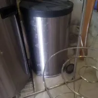 سطل برنج سطل آشغلال استند قابلمه|ظروف نگهدارنده، پلاستیکی، یک‌بارمصرف|اصفهان, جنیران (لادان)|دیوار
