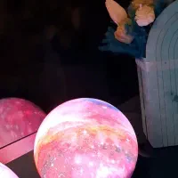 اسپیکر بولوتوثی کنترل دار طرح کهکشان در ماه کادو|پخش‌کننده همراه|مرند, |دیوار