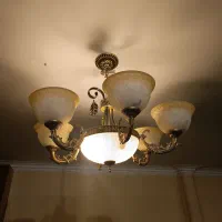 چندین مدل لوستر .سرامیکی ،کریستالی ، چوبی ، فانتزی