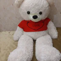 عروسک خرس سفید
