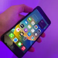 آیفون 8 پلاس سالم