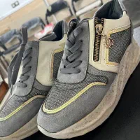 کفش کتانی سایز ۳۷