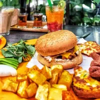 نیروی خدماتی  ظرفشور ((با خوابگاه رایگان))