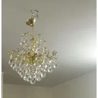 لوستر طلایی ۸ شعله|لوستر و چراغ آویز|قم, شاه سید علی|دیوار