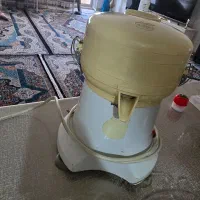 آبمیوه گیر
