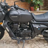 هیوسانگ آکوئیلا ۱۴۰۳ نیو فیس مشکی مات کاستوم|موتورسیکلت|تهران, نصرت|دیوار