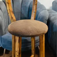 صندلی چوبی تمیز