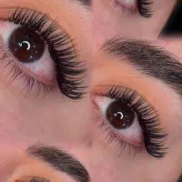 اموزش اکستنشن مژه و خدمات