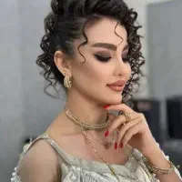 میکاپ و شنیون با تخفیف ویژه