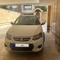 کوییک ۱۴۰۱r سقف مشکی