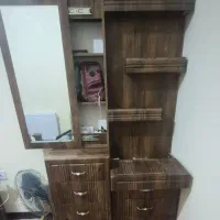 تخت و آینه دراور
