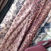 شال و کیف|کیف، کفش، کمربند|شوشتر, |دیوار