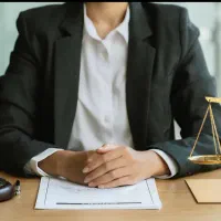 وکیل/خانواده/حقوقی/کیفری/وکالت