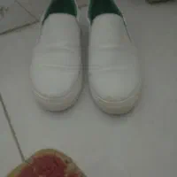 چند عدد کتونی اورجینال|کیف، کفش، کمربند|مشکیندشت, |دیوار