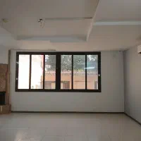 اجاره واحد خدماتی ۱۶۰متری سه اتاقه حاشیه وکیل آباد