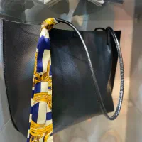کیف|کیف، کفش، کمربند|گرمسار, |دیوار