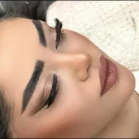 میکاپ و شینیون فوق تخصصی عروس و همراهی فقط۵۰۰|خدمات آرایشگری و زیبایی|قم, زنبیل آباد|دیوار