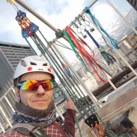 کار در ارتفاع راپلکاری،نصب توری،نما شویی،جوشکاری