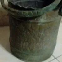 سطل برنزی قدیمی