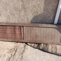 دیوار چوبی جدا کننده