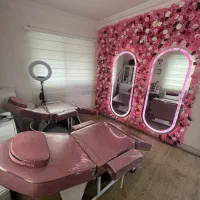 لوازم سالن زیبایی زنانه|آرایشگاه و سالن‌های زیبایی|رشت, دیلمان|دیوار