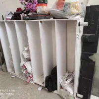 قفسه ویترین مغازه