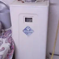 ابگرمکنمخزنی شصتلیتری