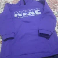 هودی بنفش سایز۴۶ میخورهه