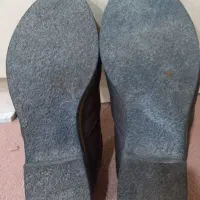 کفش چرم ایتالیا سایز ۳۸ ، و کوله مدرسه مارک تسلا