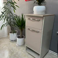 تجهیزات سالن ارایشی|آرایشگاه و سالن‌های زیبایی|تبریز, |دیوار