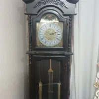 ساعت ایستاده ی پاندول دار