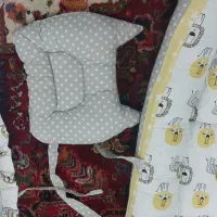 تشک مسافرتی و تشک گارددارهمراه دوعددبالش نوزادی|اسباب و اثاث بچه|تهران, امام زاده عبدالله|دیوار